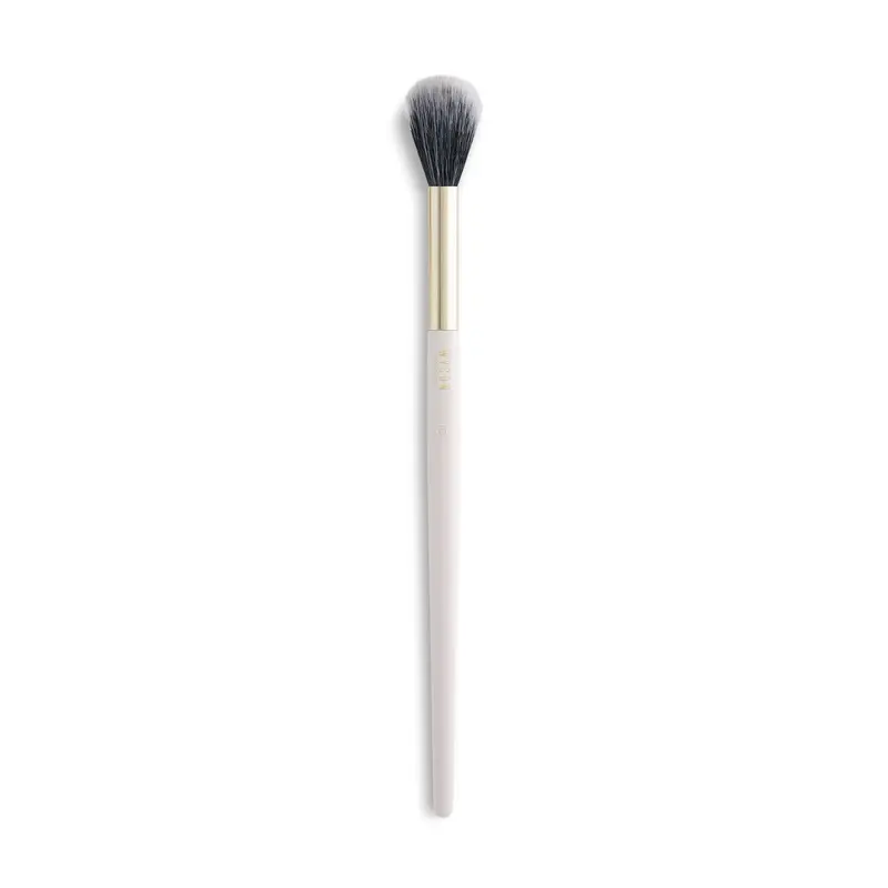 03 HIGHLIGHTER BRUSH