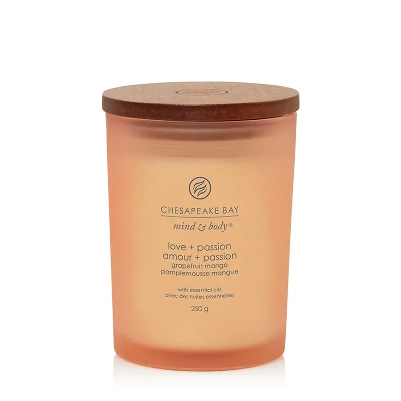 Chesapeake Bay Candle Love & Passion (Grapefruit Mango) Media & Passion (Grapefruit Mango)