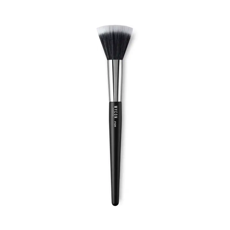 F139 - FLUID FACE BRUSH