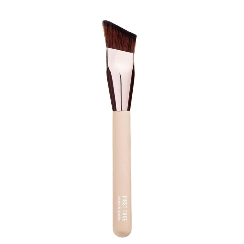 First Take Brush Pennello Foundcealer