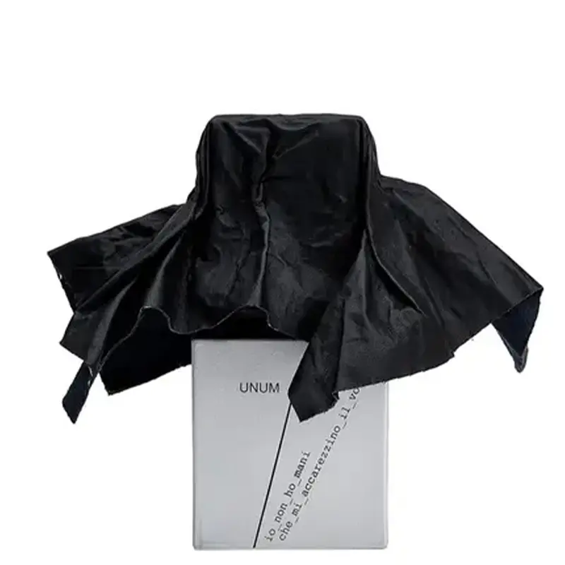 Io Non Ho Mani Che... Extrait De Parfum