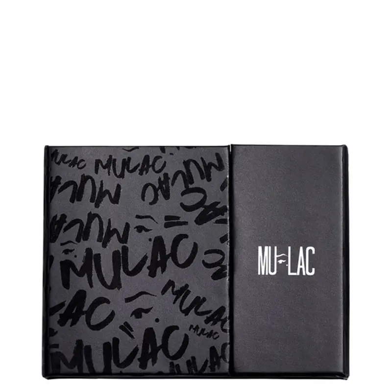 REFILL PALETTE MEDIUM SHOT
