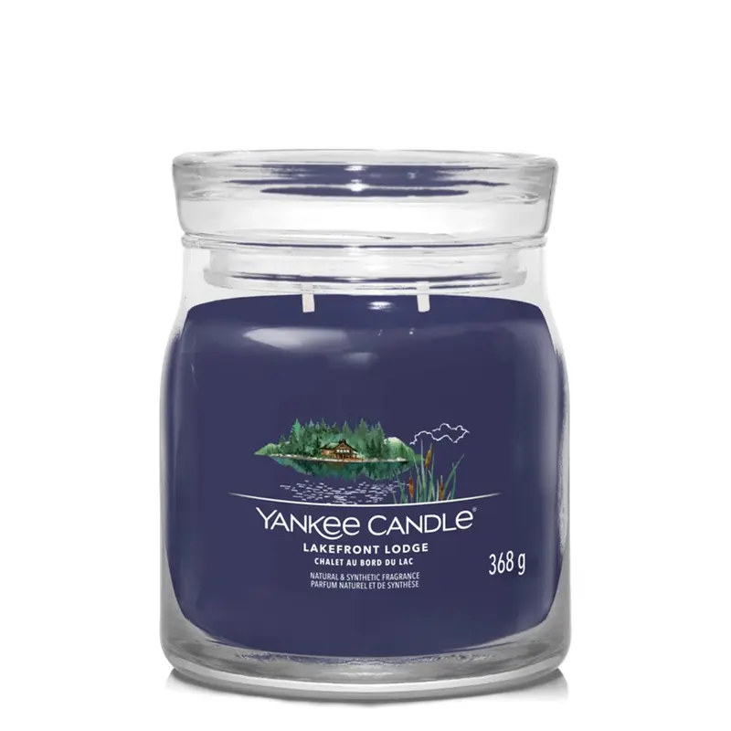 Yankee Candle Lakefront Lodge Signature Media ront Lodge Signature